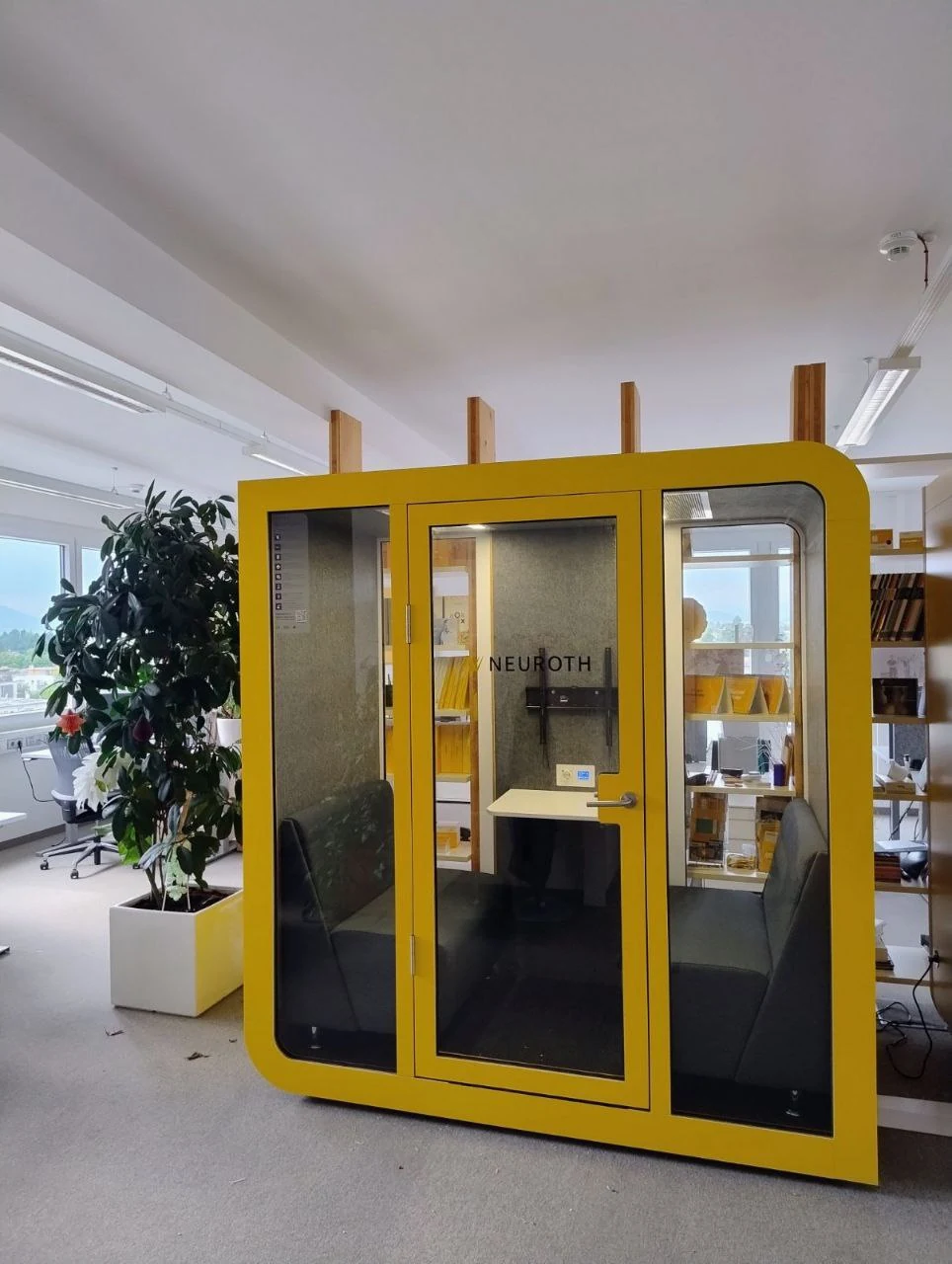 Silentbox acoustic booth — Gloss yellow, Showroom, Graz (Austria)