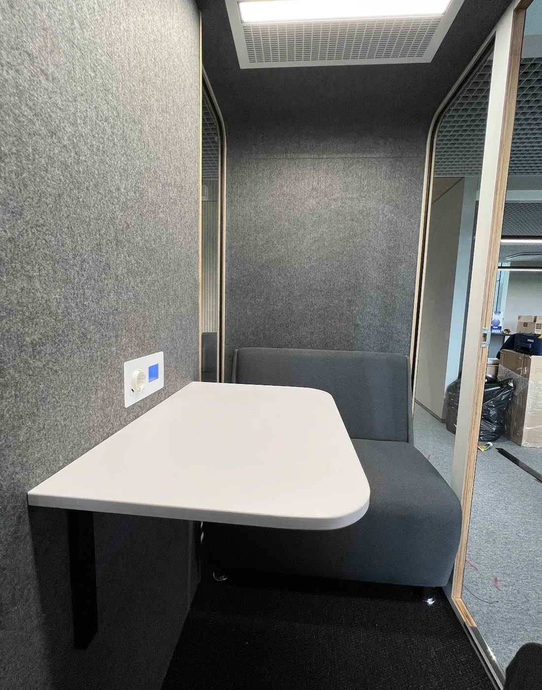 A table and two benches for meetings